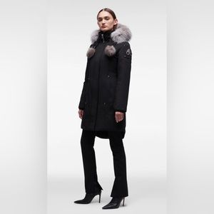NWT Moose Knuckles ORIGINAL STIRLING PARKA FUR in Size Small